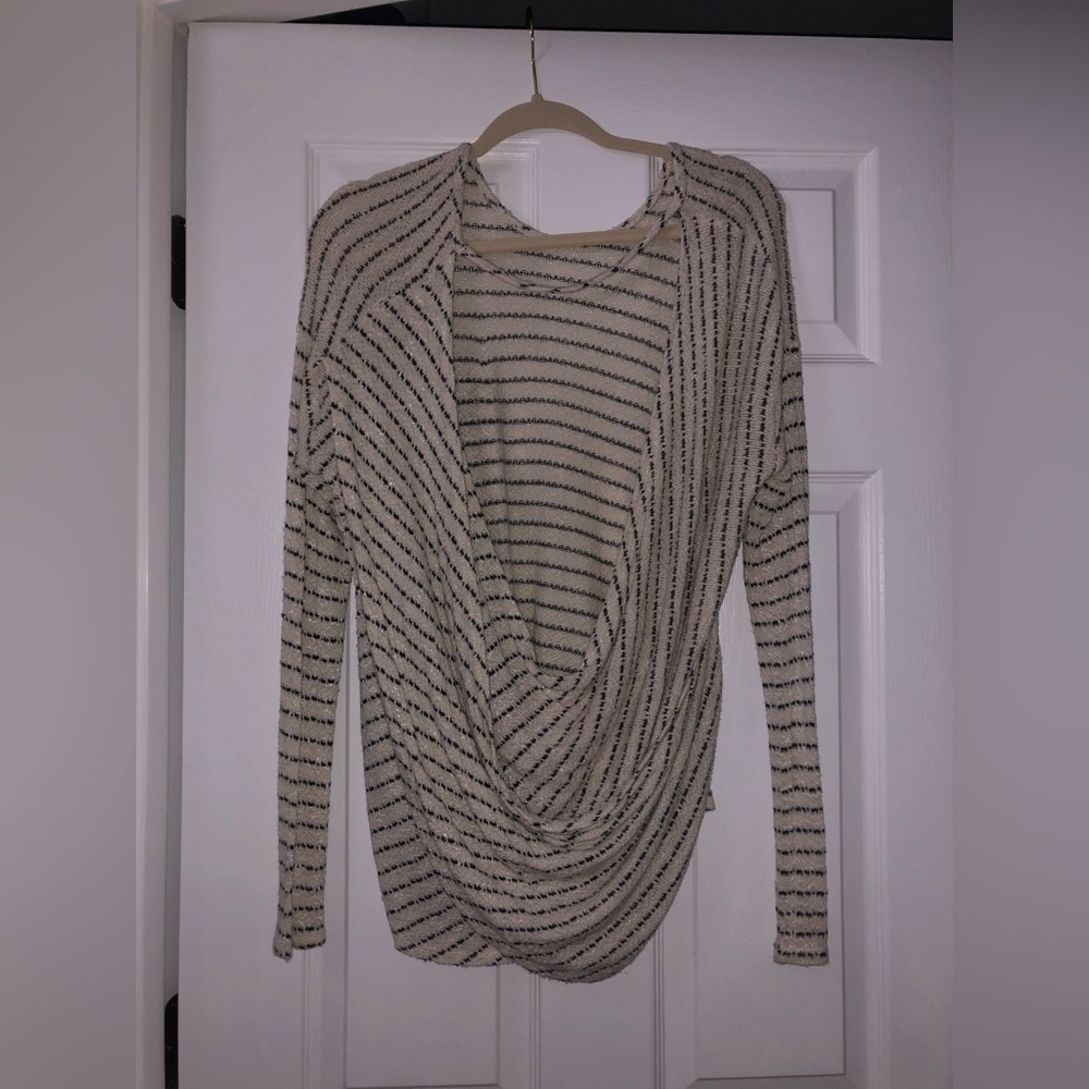 FP sweater - Picture 2 of 3